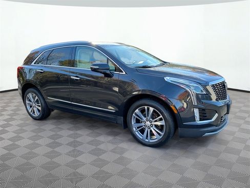 Used 2020 Cadillac XT5 Premium Luxury w/ LPO, Floor Liner Package image 1