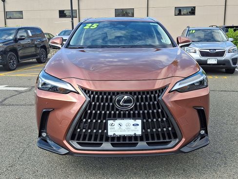 Certified 2025 Lexus NX 350 AWD w/ Accessory Package (2T) image 2
