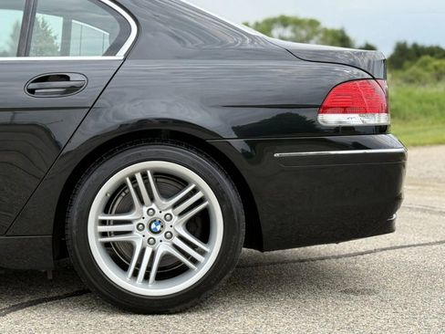 Used 2007 BMW 760Li image 18