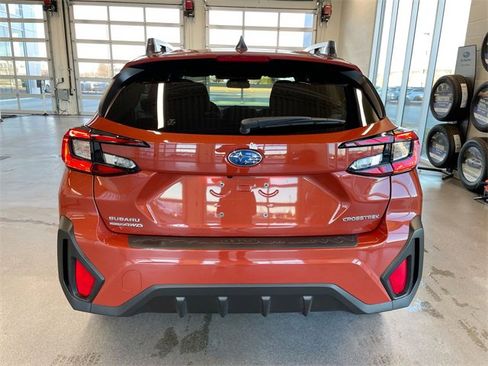 Certified 2025 Subaru Crosstrek 2.0i Premium image 4