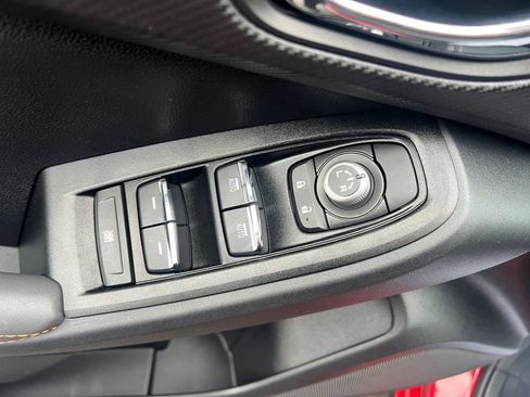 Certified 2025 Subaru Crosstrek 2.5i Limited image 19