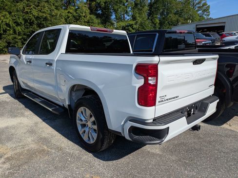 Used 2025 Chevrolet Silverado 1500 Custom RWD image 3