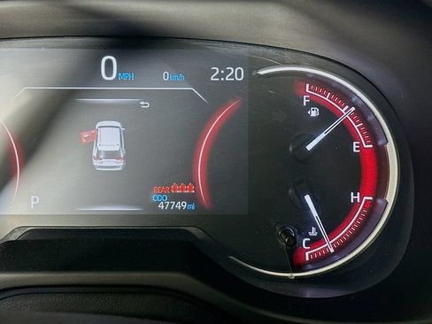 Certified 2025 Toyota RAV4 XLE FWD image 14