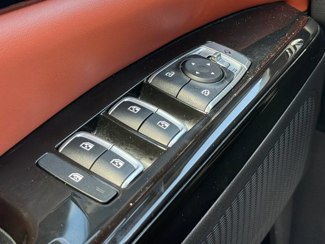 Used 2024 Kia Carnival SX FWD image 17