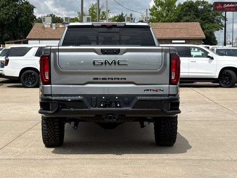 New 2026 GMC Sierra 1500 AT4X w/ LPO, Black Badging Package AWD/4WD image 4
