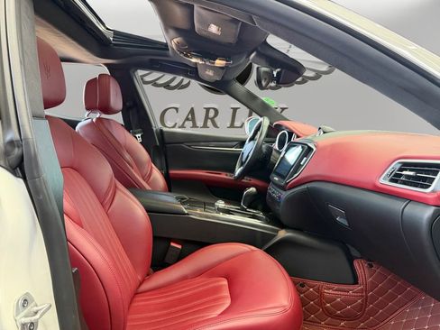 Used 2018 Maserati Ghibli image 23