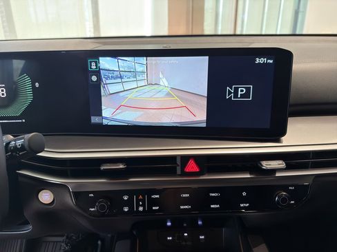 Used 2026 Kia Sorento LX image 12