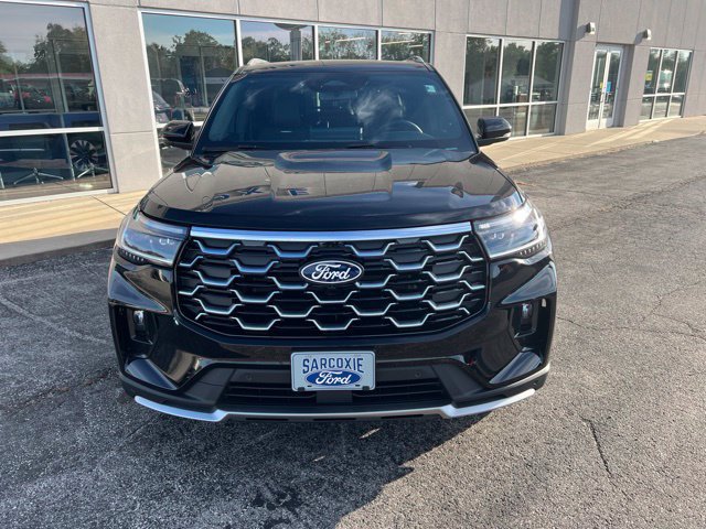 New 2027 Ford Explorer Platinum w/ LUX Leather Package AWD/4WD image 2