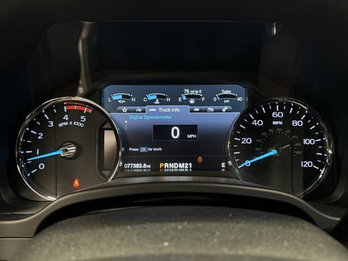Used 2019 Ford F250 Platinum w/ Platinum Ultimate Package AWD/4WD image 35