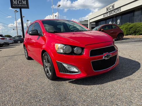 Used 2015 Chevrolet Sonic RS FWD image 3
