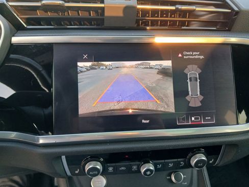 Used 2020 Audi Q3 2.0T Premium w/ Convenience Package image 33