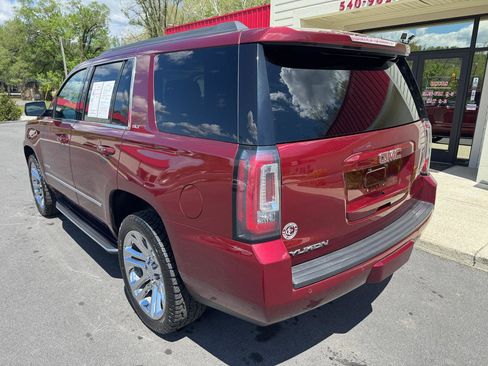 Used 2018 GMC Yukon SLT w/ Premium Edition AWD/4WD image 4