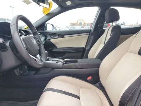Used 2019 Honda Civic EX image 16