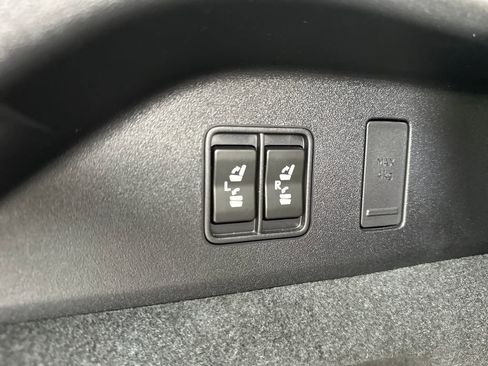 Used 2022 Lexus RX 350L FWD w/ Special Edition image 35