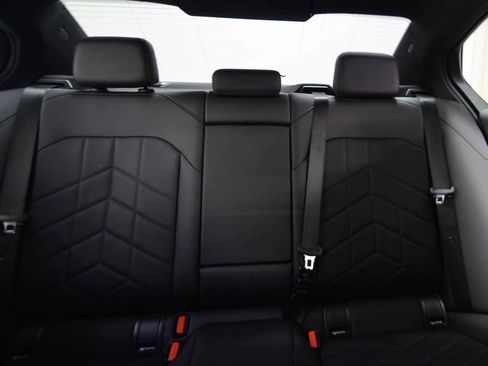 Certified 2025 BMW 530i w/ Premium Package image 9