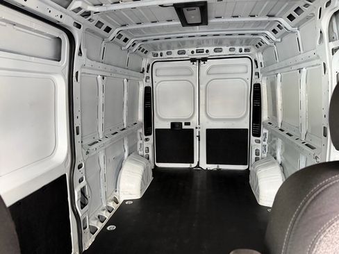 Used 2023 RAM ProMaster 2500 image 21
