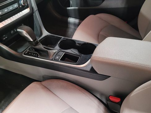 Used 2019 Hyundai Sonata SE FWD image 26