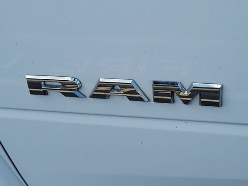 Used 2022 RAM 2500 Laramie AWD/4WD image 7