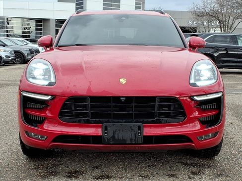 Used 2018 Porsche Macan Turbo image 8