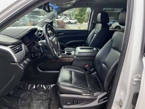 Used 2017 Chevrolet Suburban LT AWD/4WD image 28