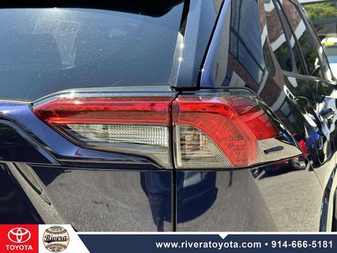 Used 2024 Toyota RAV4 SE w/ Weather & Moonroof Package AWD/4WD image 13