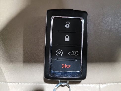 Used 2022 Jeep Grand Cherokee L Limited image 32