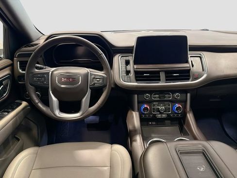Used 2022 GMC Yukon XL SLT w/ SLT Premium Package AWD/4WD image 22