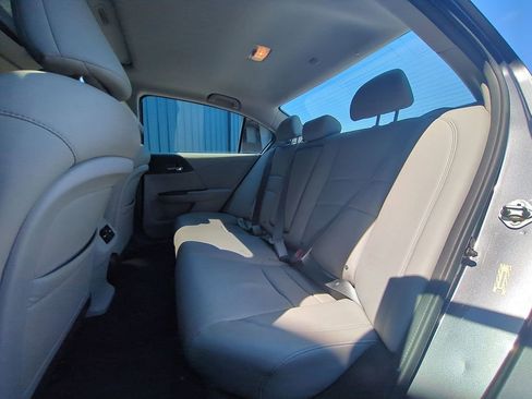 Used 2014 Honda Accord EX-L image 29