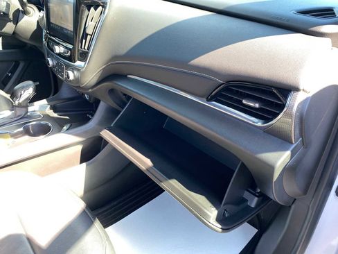 Used 2023 Chevrolet Traverse Premier w/ Redline Edition image 28