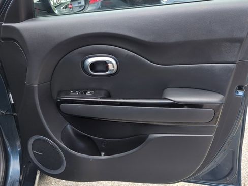 Used 2018 Kia Soul + FWD image 25