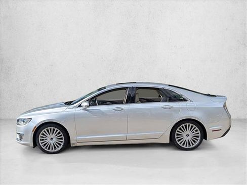 Used 2017 Lincoln MKZ Reserve image 5