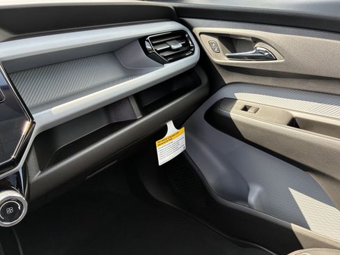 New 2027 Chevrolet Bolt RS FWD image 37