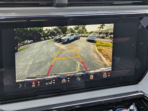 New 2026 GMC Sierra 1500 AT4 w/ AT4 Premium Package AWD/4WD image 22