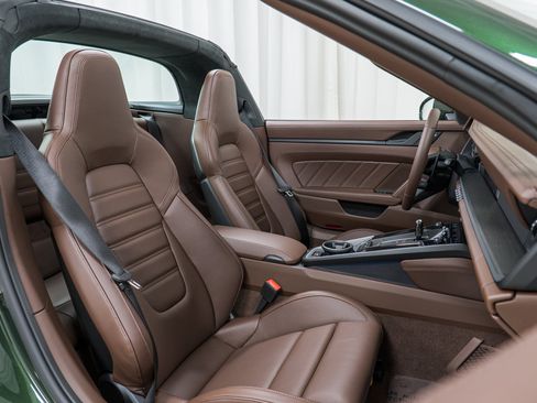 Used 2026 Porsche 911 Targa 4 GTS image 25