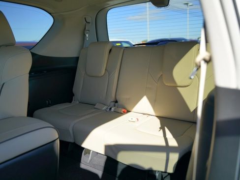 Used 2024 Nissan Armada Platinum w/ Captain's Chairs Package image 35