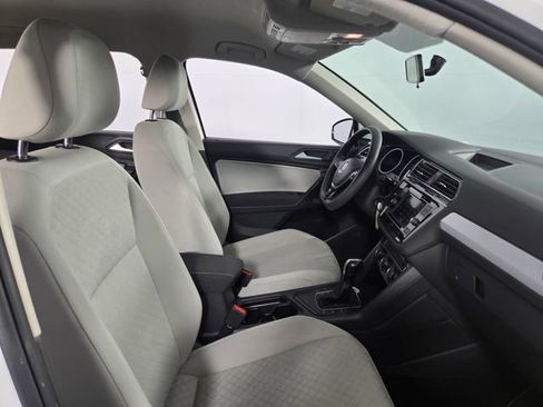 Used 2021 Volkswagen Tiguan S FWD image 16