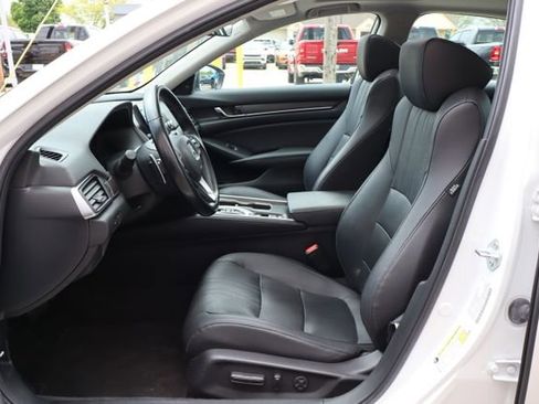 Used 2022 Honda Accord EX-L image 11