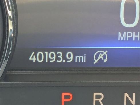 Used 2024 Ford Explorer XLT w/ Equipment Group 202A image 22