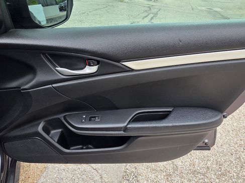 Used 2019 Honda Civic Sport image 26