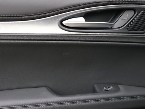 New 2025 Alfa Romeo Stelvio Sprint image 23