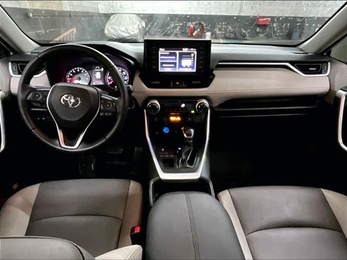 Used 2019 Toyota RAV4 XLE Premium w/ Cold Weather Package image 17