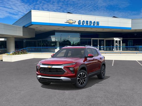 New 2026 Chevrolet TrailBlazer LT w/ LT Cold Weather Package AWD/4WD image 8