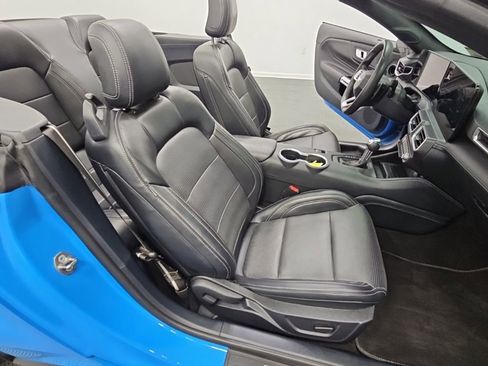 Used 2024 Ford Mustang GT Premium RWD image 33