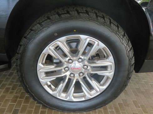Used 2021 GMC Yukon XL SLT RWD image 8