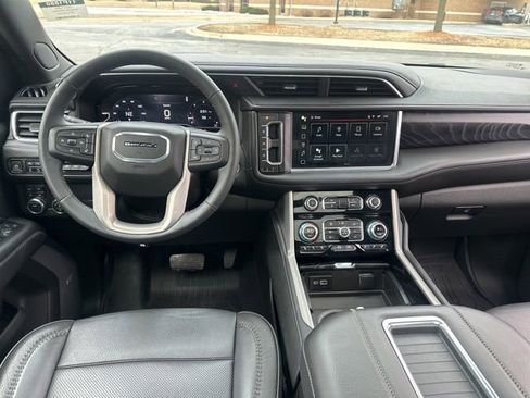Used 2023 GMC Yukon Denali w/ LPO, Floor Liner Package image 35