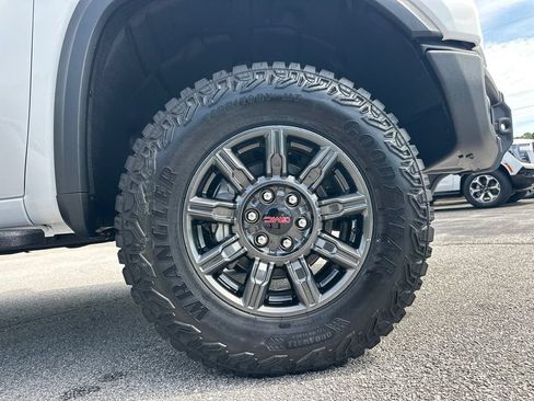 New 2026 GMC Sierra 1500 AT4X AWD/4WD image 13