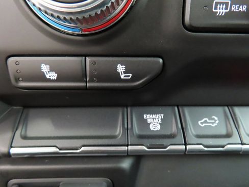 Used 2022 GMC Sierra 2500 SLE w/ SLE Value Package; image 59