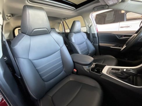 Used 2024 Toyota RAV4 XLE Premium image 19