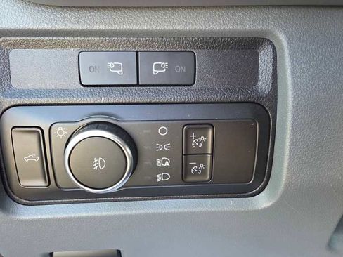 Used 2024 Ford F250 XLT w/ FX4 Off-Road Package image 11