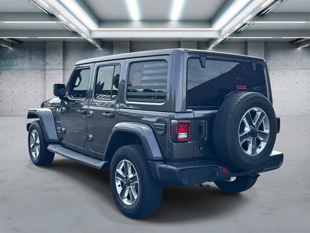 Used 2018 Jeep Wrangler Unlimited Sahara w/ Dual Top Group AWD/4WD image 6